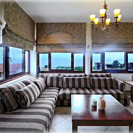 Castri Deluxe Sky Apartment Nikiti (Sithonia)