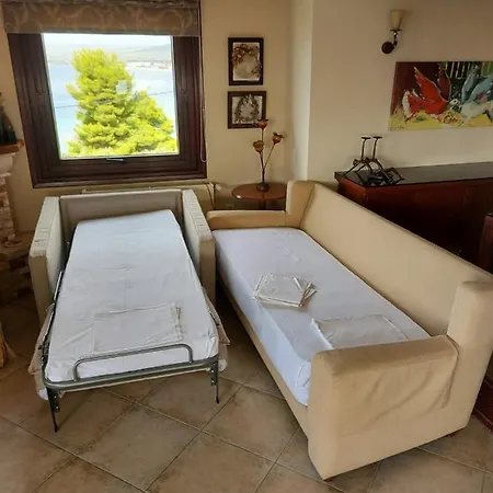 Апартаменты Castri Deluxe Sky *